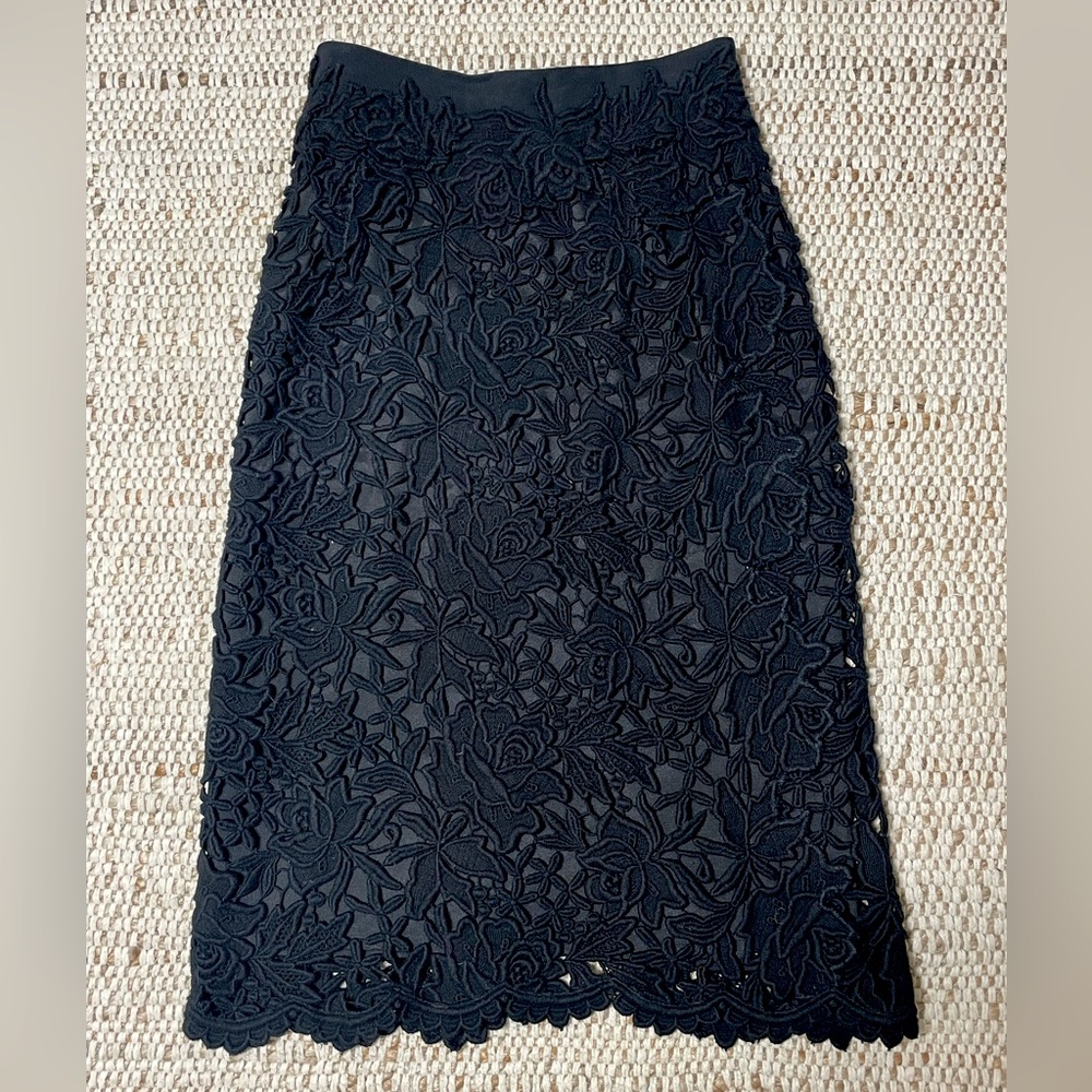 Elie Tahari for Bergdorf Goodman black floral pencil skirt